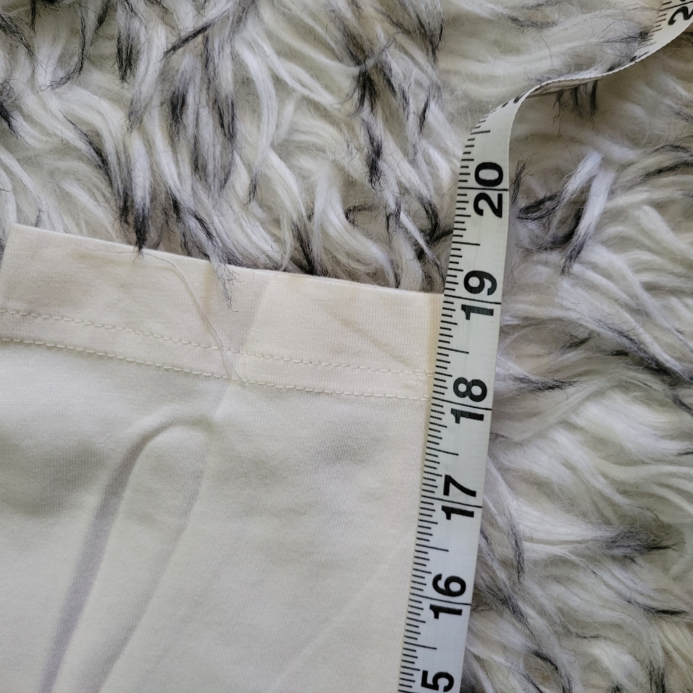 DIVIDED cream oversized long-sleeved top small - Picture 8 of 8